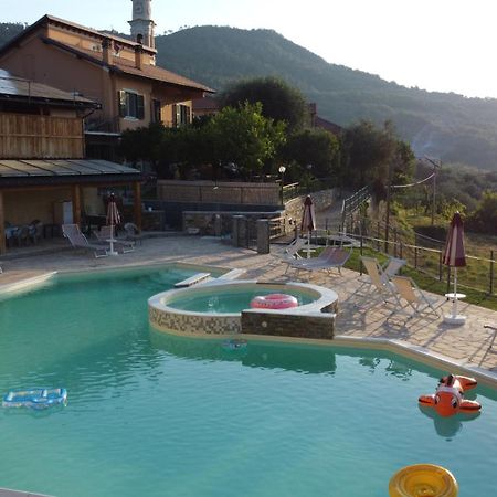 Agriturismo Gli Ulivi การ์เลนดา ภายนอก รูปภาพ